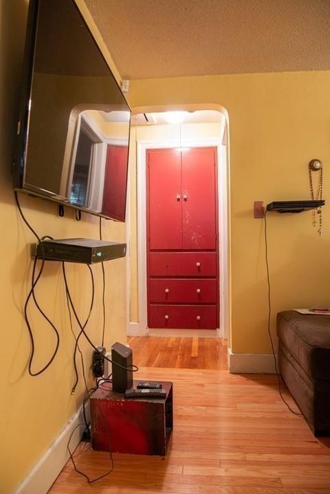 227 Denver St, Springfield, MA 01109 photo 9