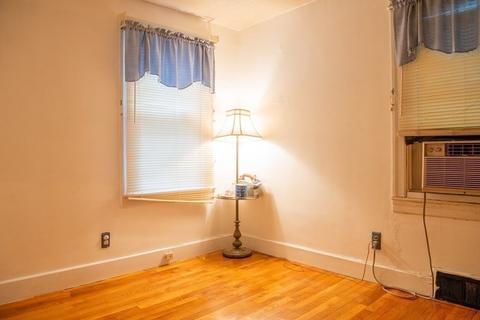 227 Denver St, Springfield, MA 01109 photo 12