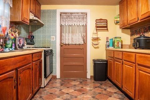 227 Denver St, Springfield, MA 01109 photo 19