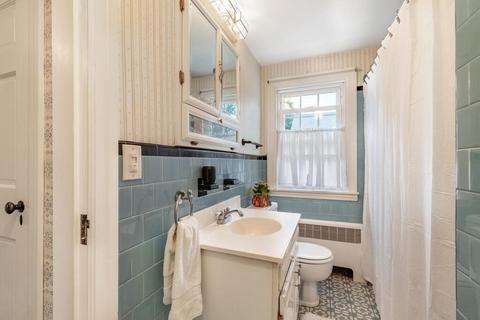 8 Leech St, Beverly, MA 01915 photo 21