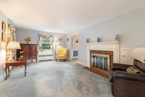 8 Leech St, Beverly, MA 01915 photo 11
