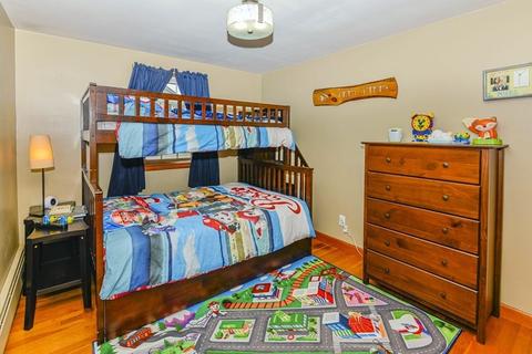 118 Ashcroft St, Dedham, MA 02026 photo 9