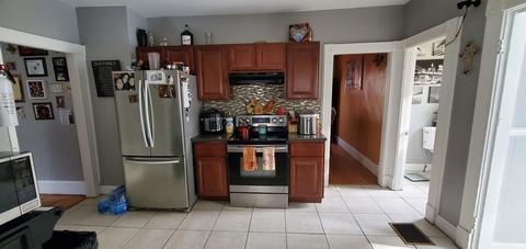 90 Mooreland St, Springfield, MA 01104 photo 5