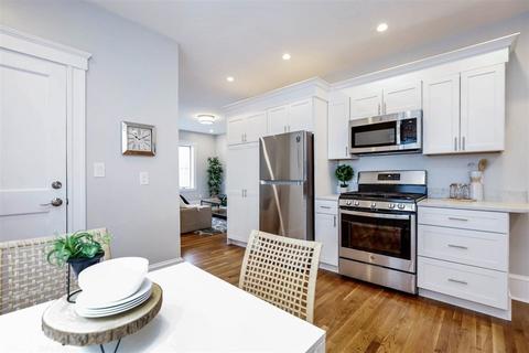73 Porter St #3, Cambridge, MA 02141