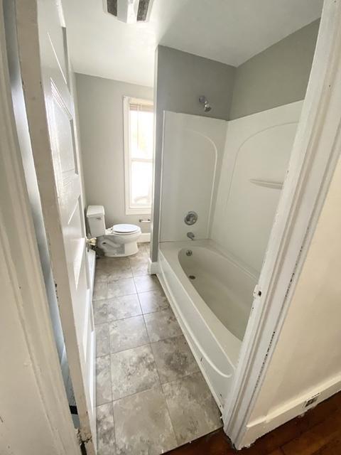 48 Boyer St, Springfield, MA 01109 photo 9