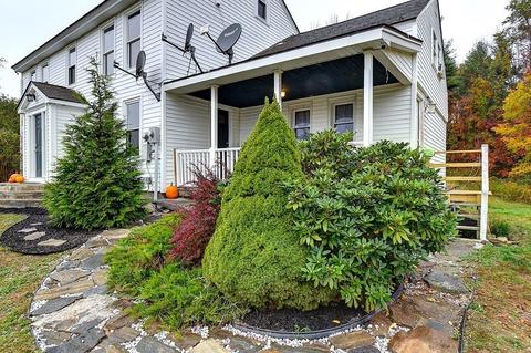 28 Intervale, Dudley, MA 01571 photo 1