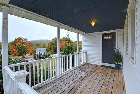 28 Intervale, Dudley, MA 01571 photo 3