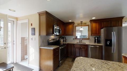 17 Oakcrest Rd, Needham, MA 02492 photo 8