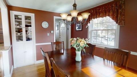 17 Oakcrest Rd, Needham, MA 02492 photo 7