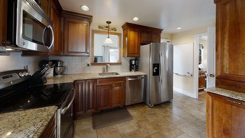 17 Oakcrest Rd, Needham, MA 02492 photo 12