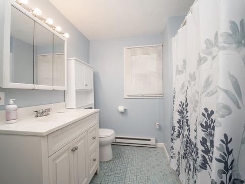 83 Maple St, Franklin, MA 02038 photo 22