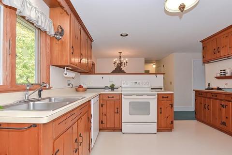 26 Mohawk Dr, Acton, MA 01720 photo 8