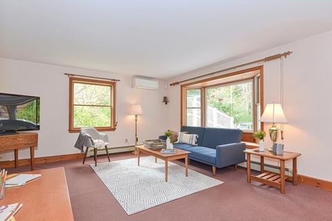26 Mohawk Dr, Acton, MA 01720 photo 5