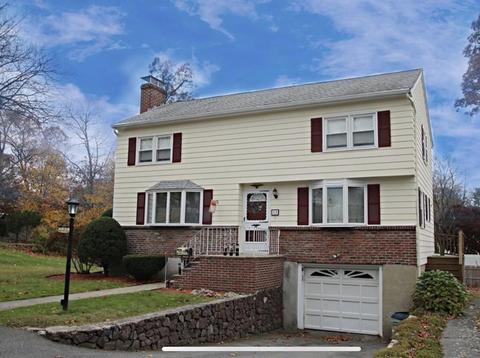 12 Hull Dr, Saugus, MA 01906 photo 1