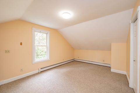 144 Lamont St, Springfield, MA 01119 photo 14