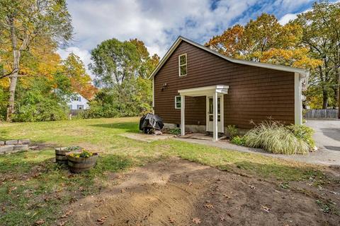 144 Lamont St, Springfield, MA 01119 photo 25