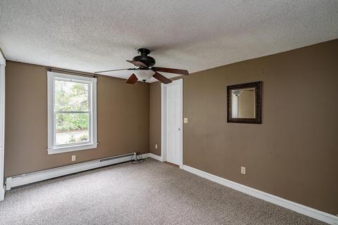 144 Lamont St, Springfield, MA 01119 photo 11