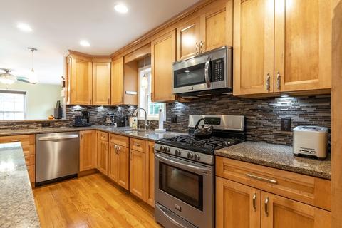 63 Brooks St, Maynard, MA 01754 photo 13