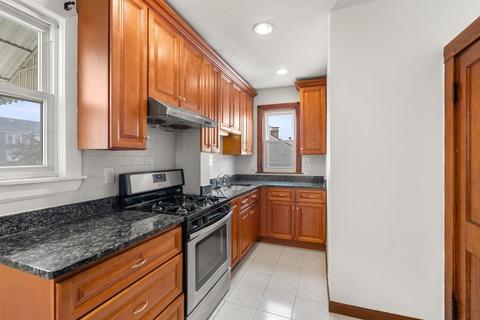 28 Carlson St, Everett, MA 02149 photo 13