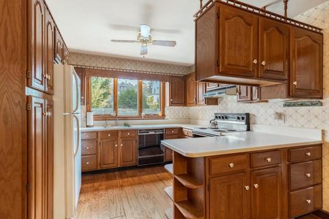 3 Lefavour Ave, Beverly, MA 01915 photo 11