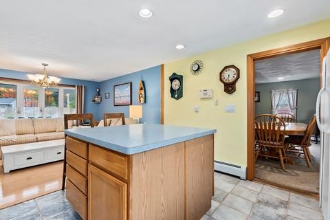 10 Trinity St, Danvers, MA 01923 photo 10