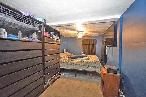 27 Mitchell St, Randolph, MA 02368 photo 9