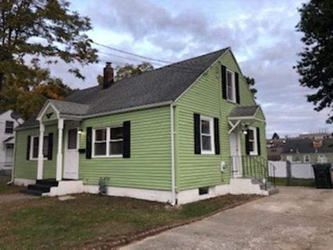 79 Blunt Rd, Springfield, MA 01109 photo 2