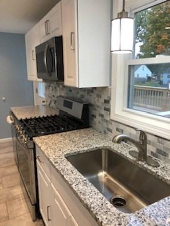 79 Blunt Rd, Springfield, MA 01109 photo 11