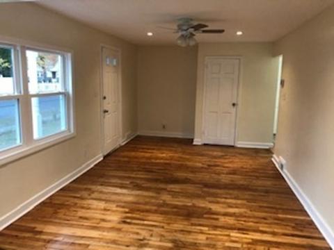 79 Blunt Rd, Springfield, MA 01109 photo 5