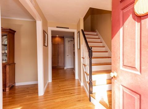 35 Windsor Rd, Stoneham, MA 02180 photo 3