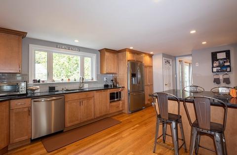 35 Windsor Rd, Stoneham, MA 02180 photo 14