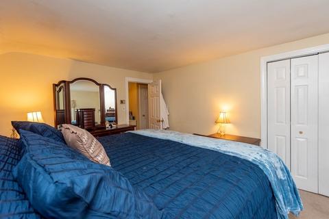 35 Windsor Rd, Stoneham, MA 02180 photo 28