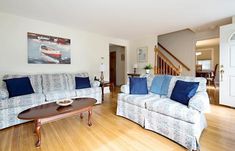 41 Willard St, Dedham, MA 02026 photo 3