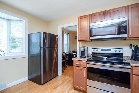 53 Seneca St, Springfield, MA 01151 photo 7
