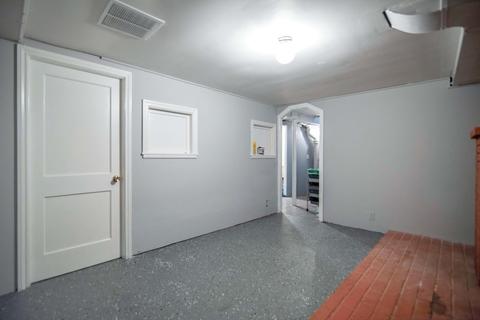 53 Seneca St, Springfield, MA 01151 photo 23