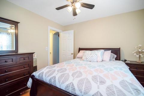 53 Seneca St, Springfield, MA 01151 photo 14