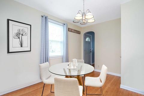 53 Seneca St, Springfield, MA 01151 photo 8