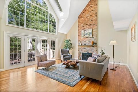 14 Schaffner Ln, Dover, MA 02030 photo 4