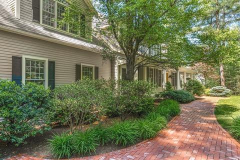 14 Schaffner Ln, Dover, MA 02030 photo 2