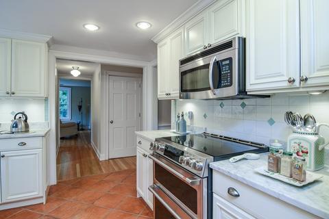 16 Tower Dr, Dover, MA 02030 photo 11