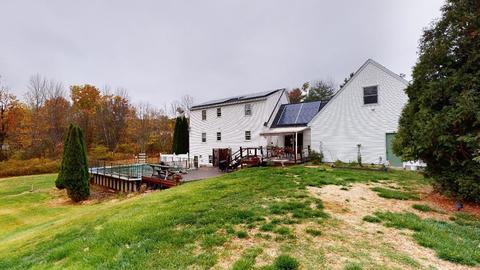 9 Shannon Way, Brentwood, NH 03833 photo 3