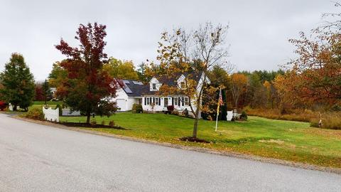 9 Shannon Way, Brentwood, NH 03833 photo 1