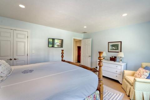 29 Southfield Ct, Needham, MA 02492 photo 27