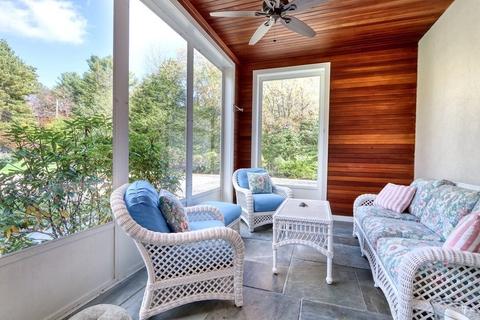 29 Southfield Ct, Needham, MA 02492 photo 4