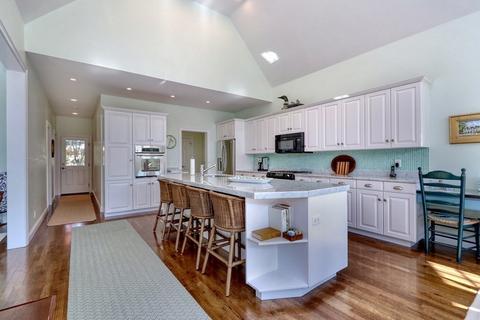 29 Southfield Ct, Needham, MA 02492 photo 10