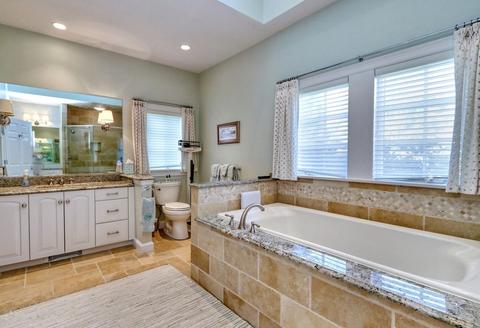 29 Southfield Ct, Needham, MA 02492 photo 21