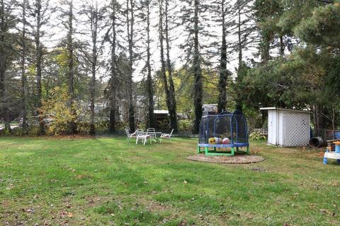 49 Crowningshield Rd, Worcester, MA 01604 photo 8