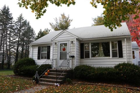 49 Crowningshield Rd, Worcester, MA 01604 photo 3