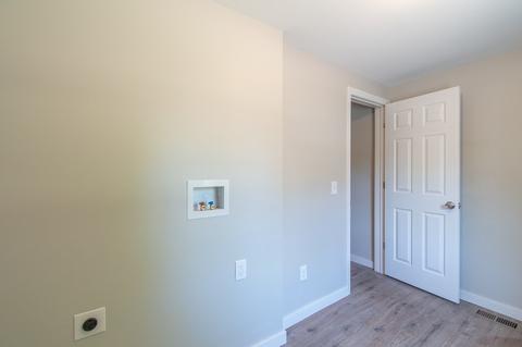 427 Bay St, Springfield, MA 01109 photo 29