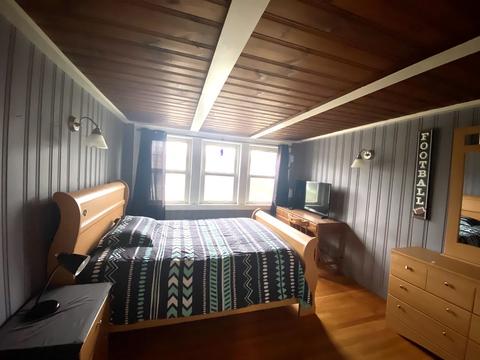 129 Thompson Rd, Webster, MA 01570 photo 25